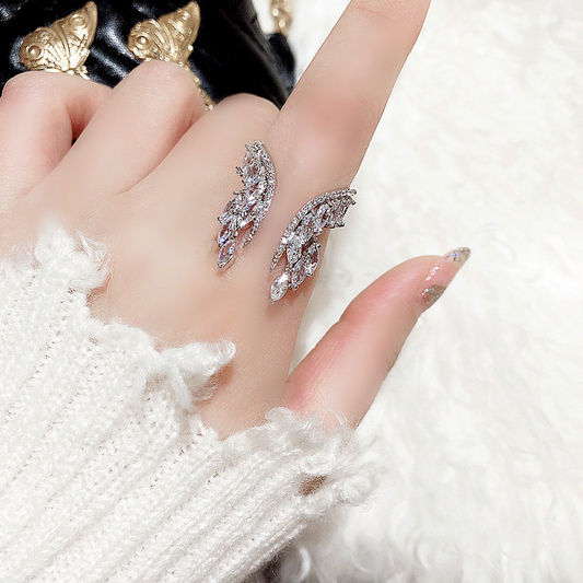 Protective angel wings | ring for loved ones